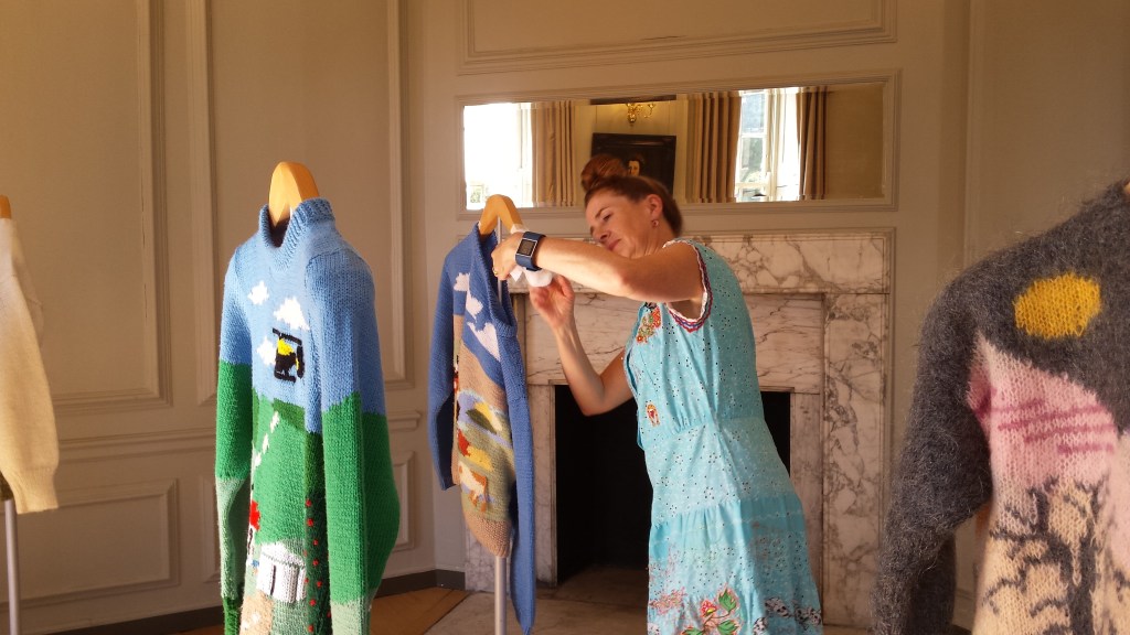 20160824 Freddie installing 1